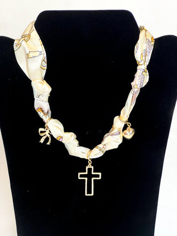 Daisy Scarf Necklace