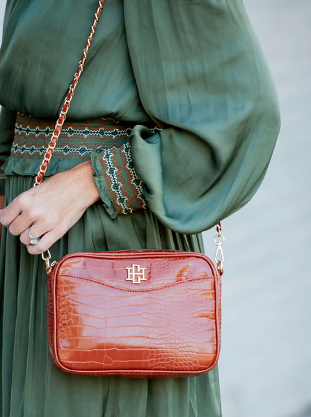 Fiona Crossbody- Saddle EC